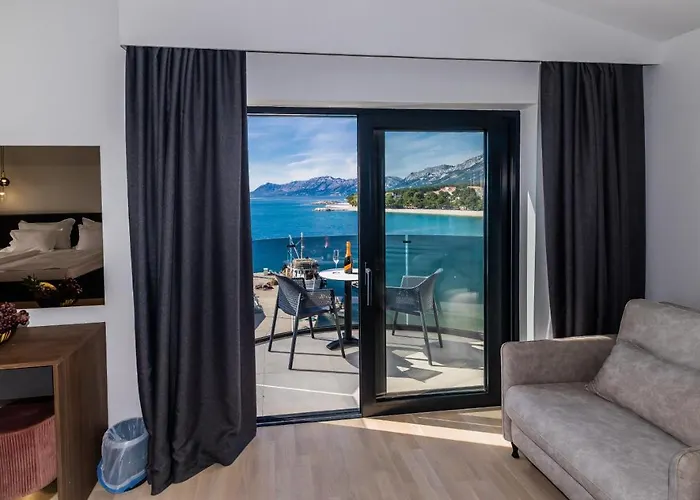Marello Hotel Promajna