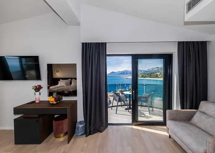 Marello Hotel Promajna