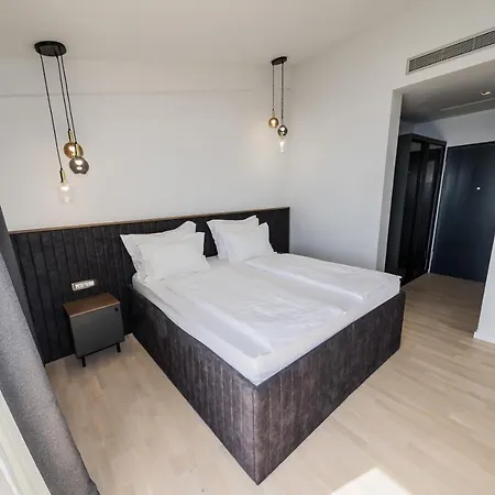 Hotel Marello *
